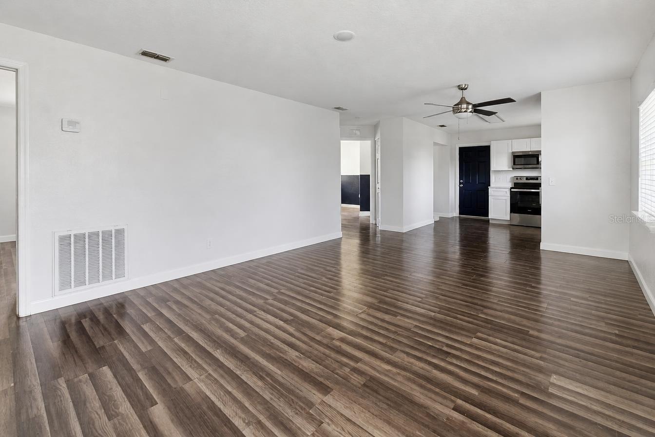 220 D St Property Photo 6