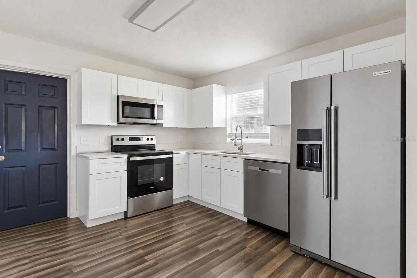 220 D St Property Photo 8
