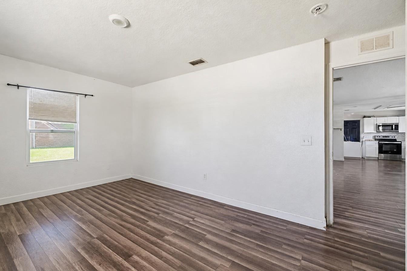 220 D St Property Photo 12
