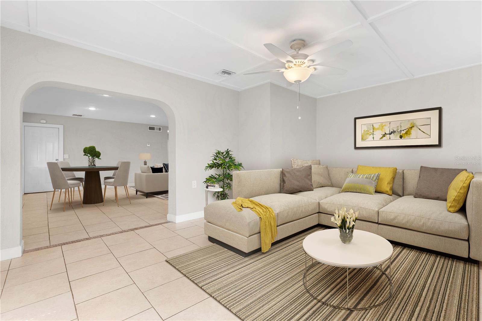 1723 Canterbury Cir Property Photo 7