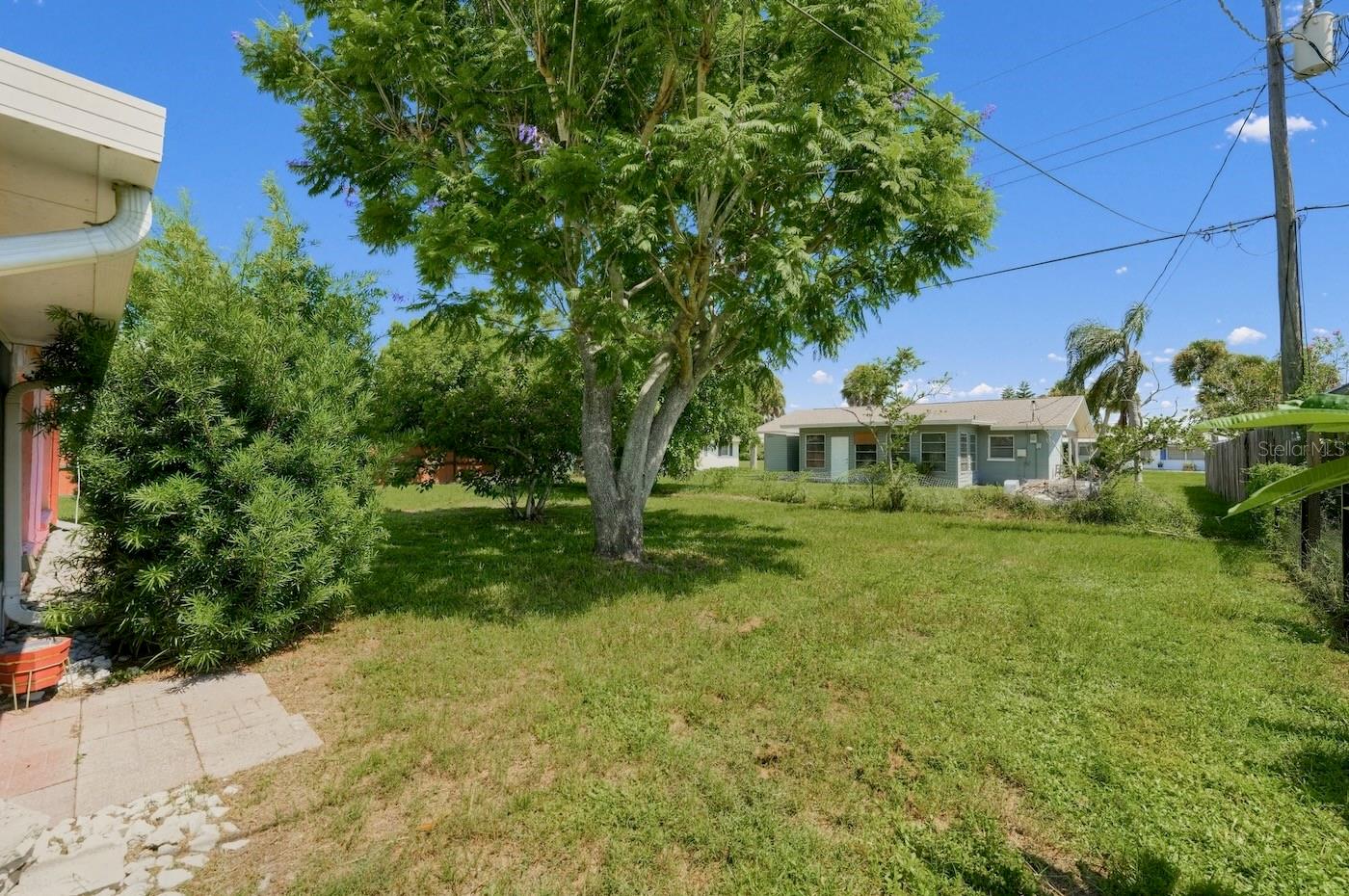 520 Center Rd Property Photo 8