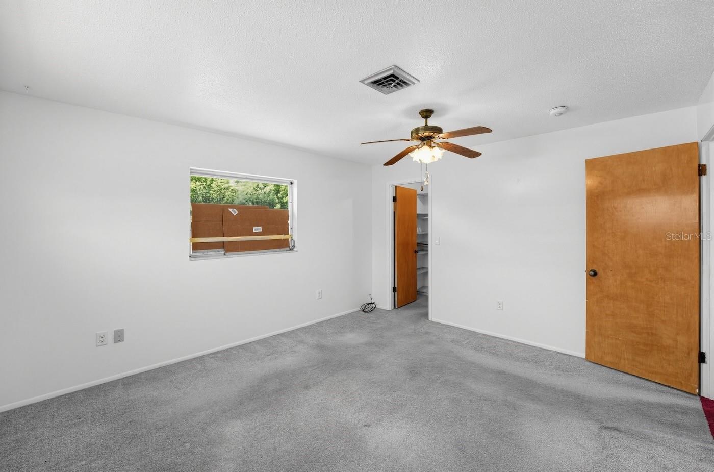 520 Center Rd Property Photo 35