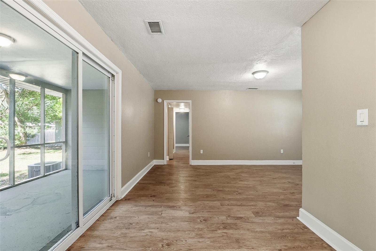 3521 Arch St Property Photo 10