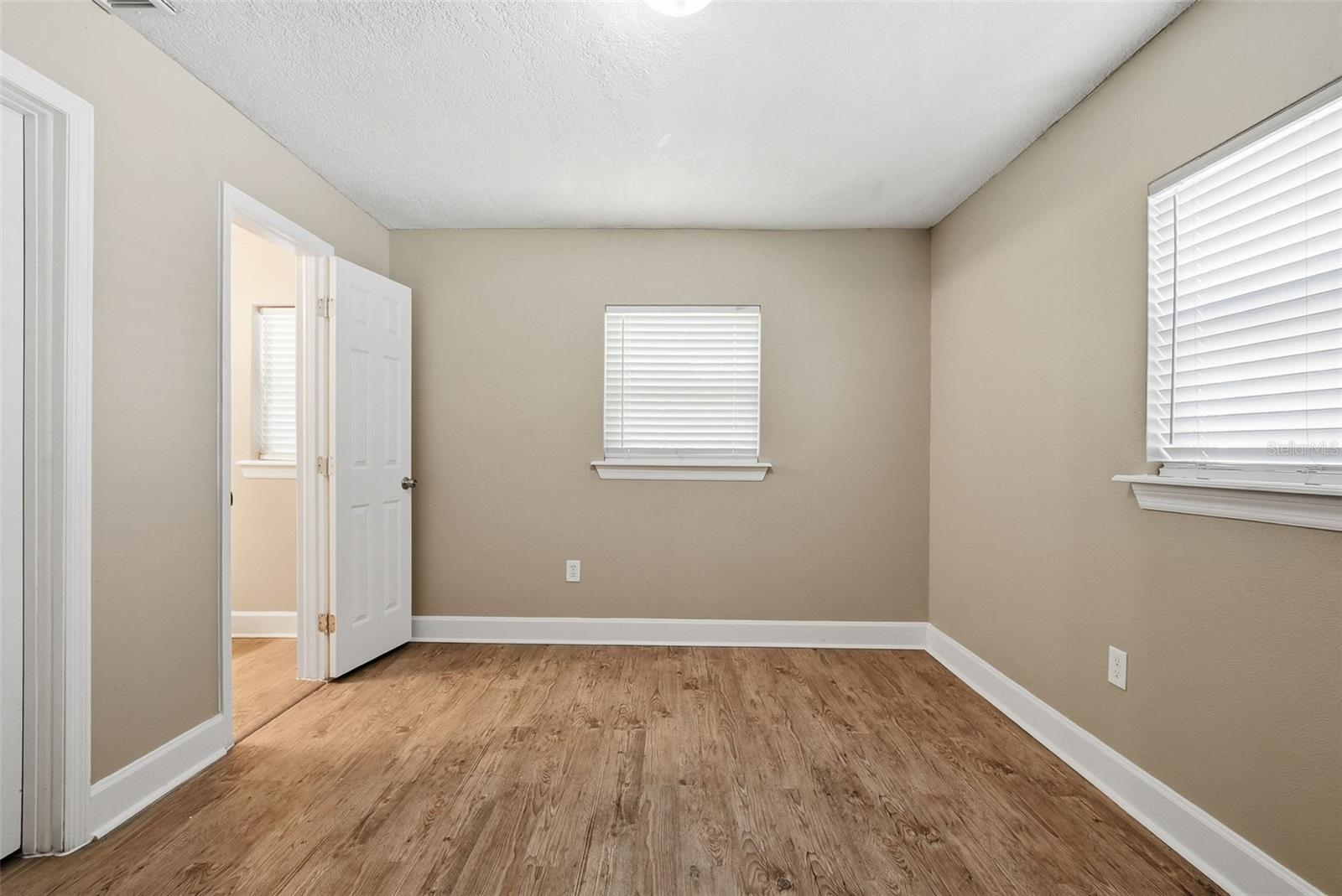 3521 Arch St Property Photo 17