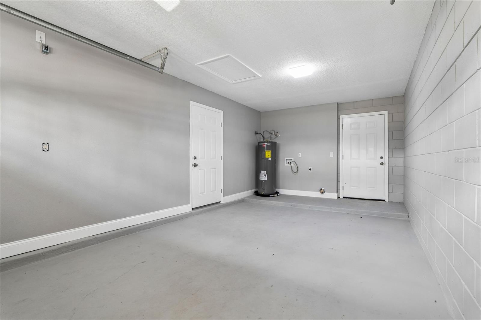 444 S Hawthorne Ave Property Photo 28