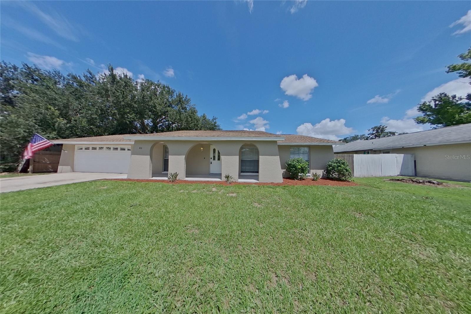 O6435103 Property Photo 1