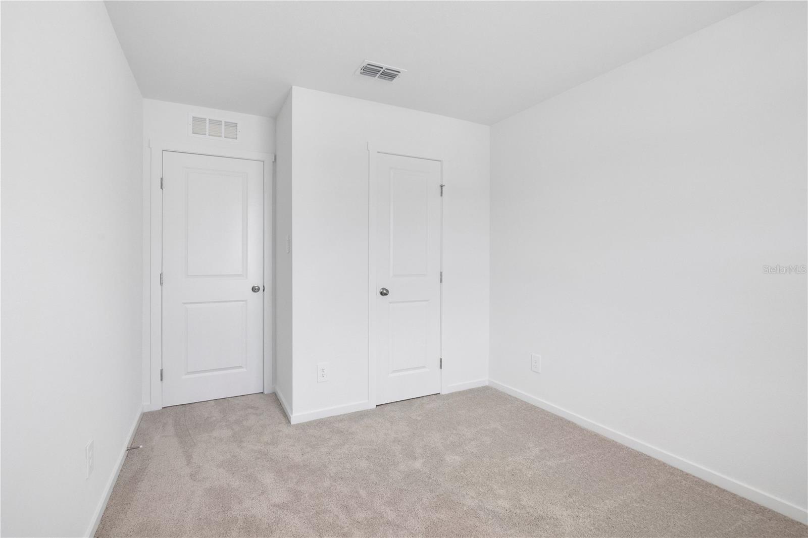 975 Phoenix St Property Photo 20