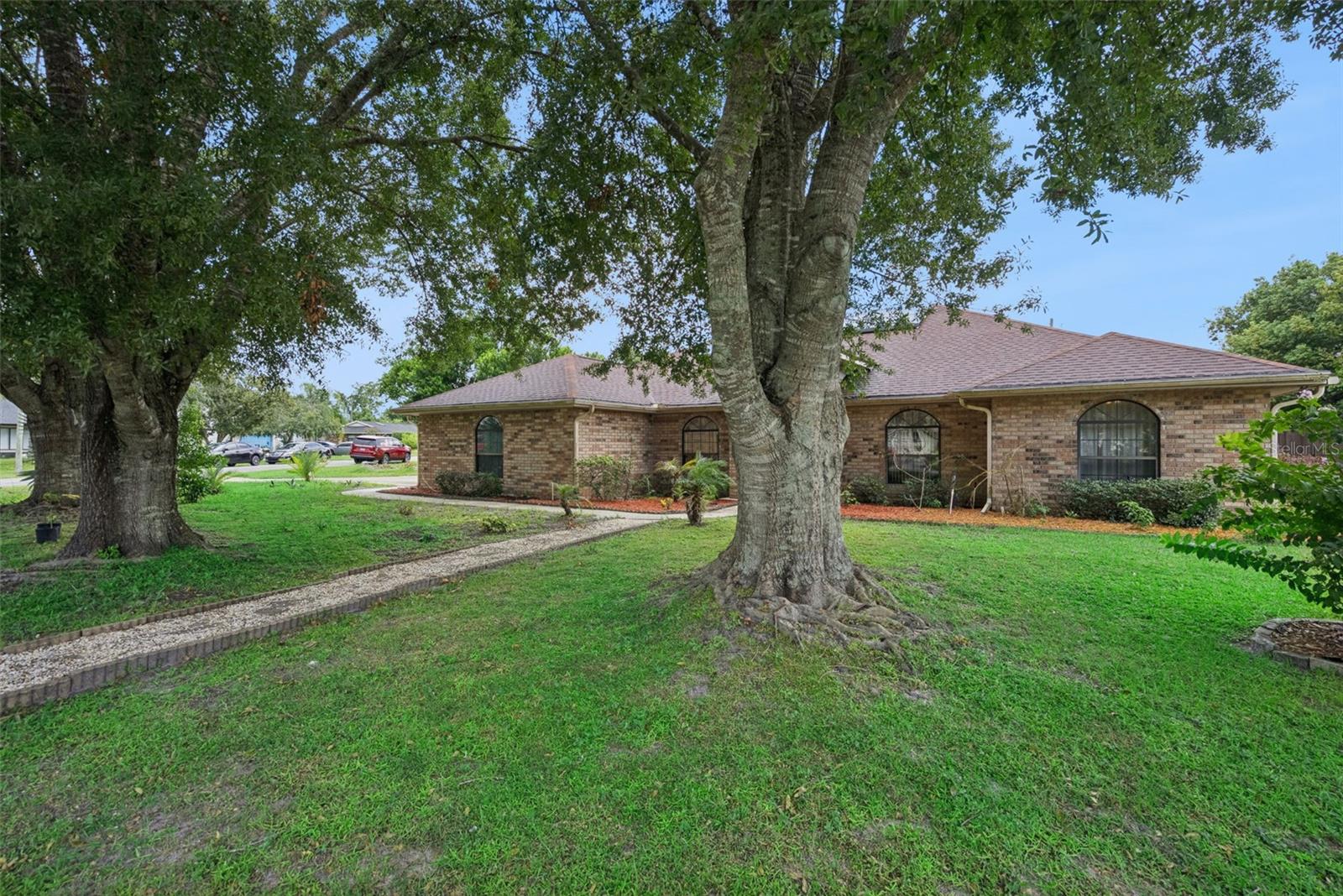 1302 Lydia Dr Property Photo 4