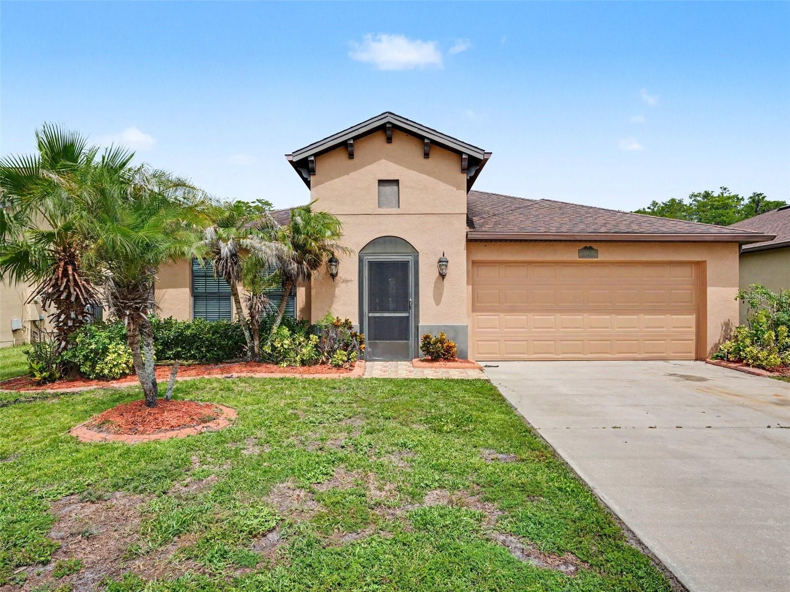 2721 EAGLE CLIFF DR