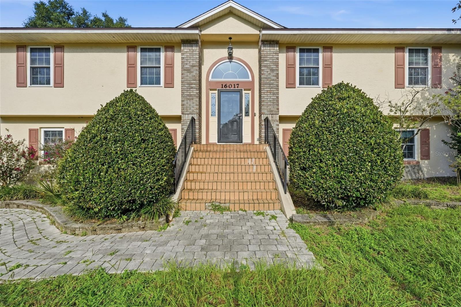 16017 Harbar Oaks Dr Property Photo 1