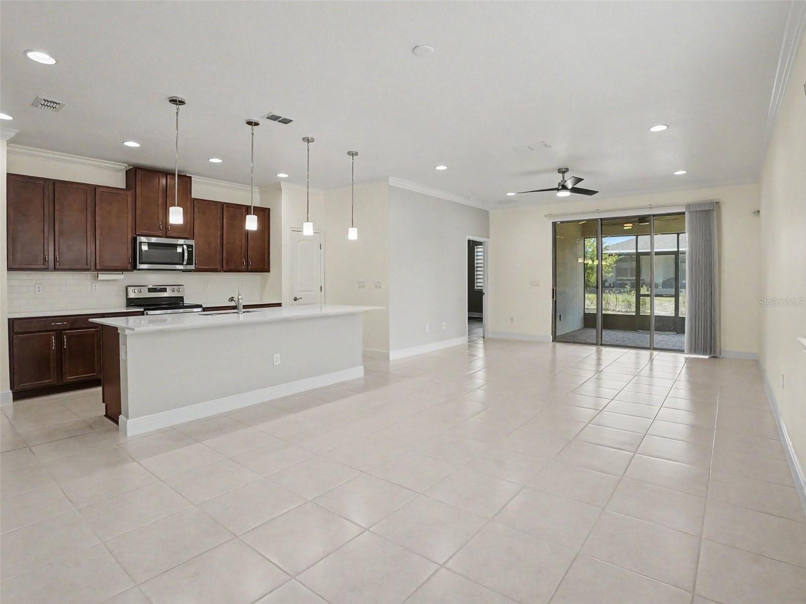 3128 Songbird Cir Property Photo 7
