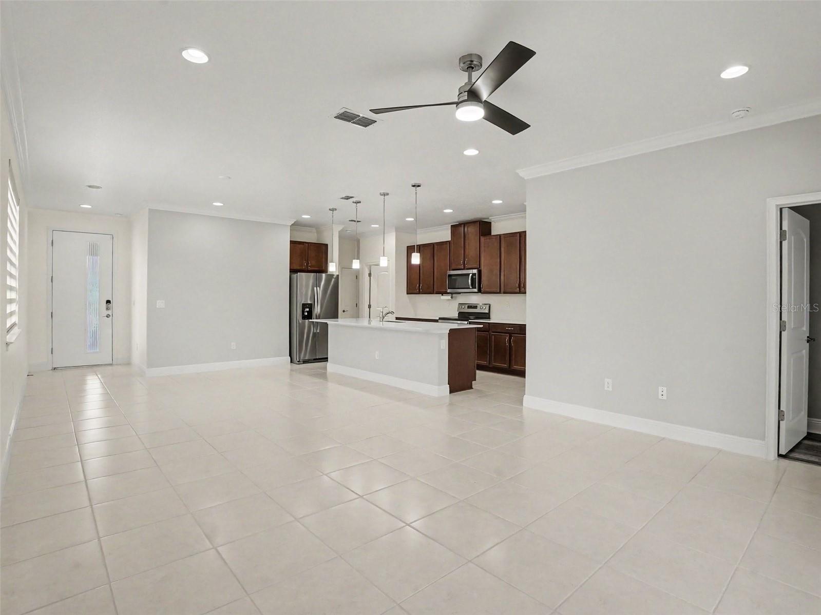 3128 Songbird Cir Property Photo 8
