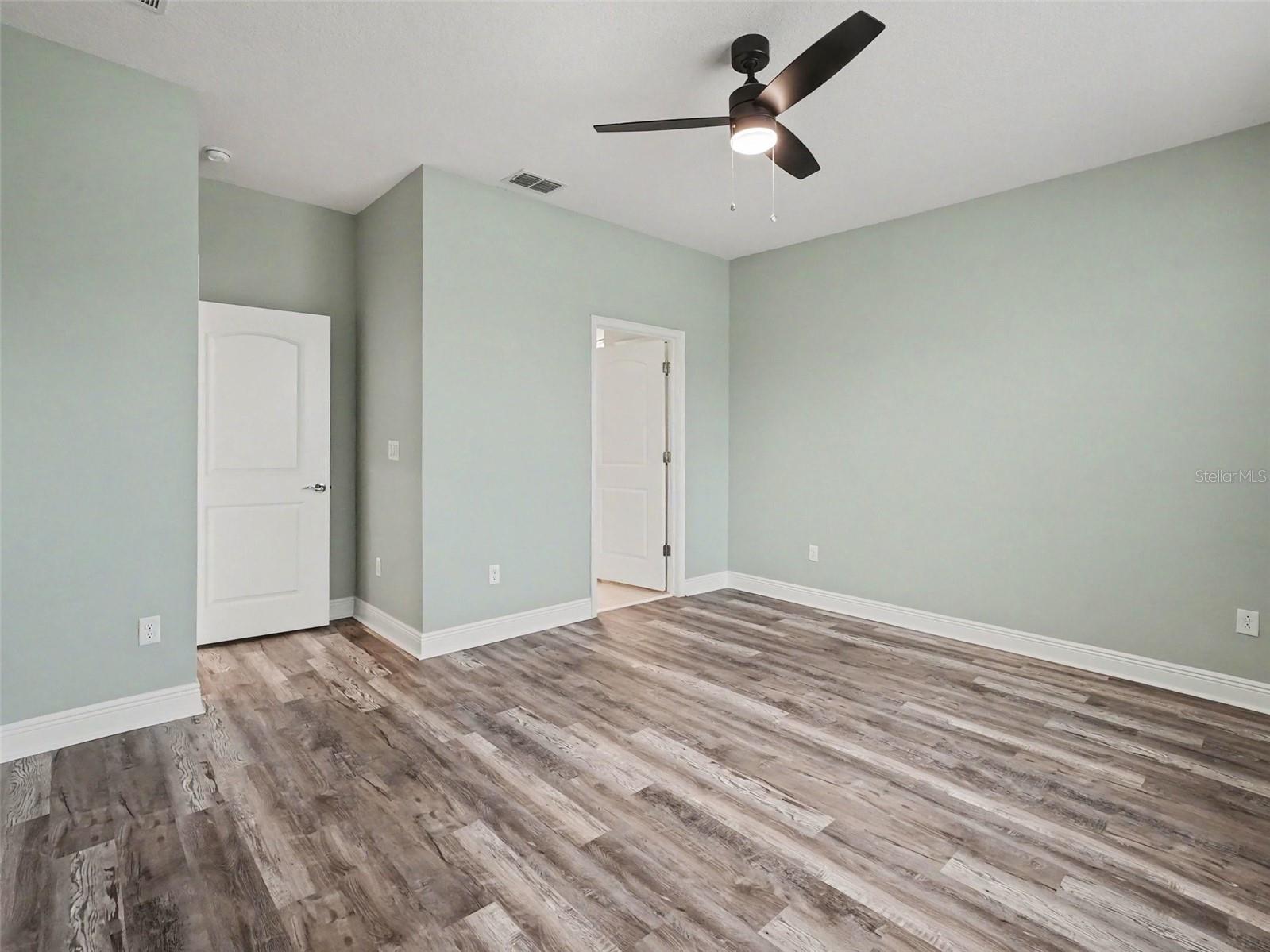 3128 Songbird Cir Property Photo 17