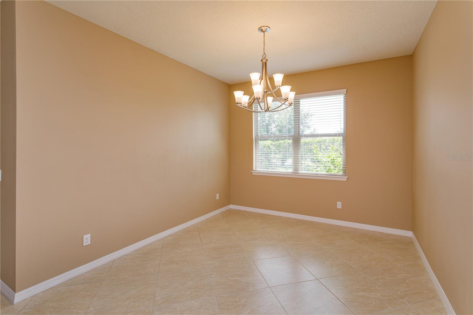 672 Cordoba Dr Property Photo 7
