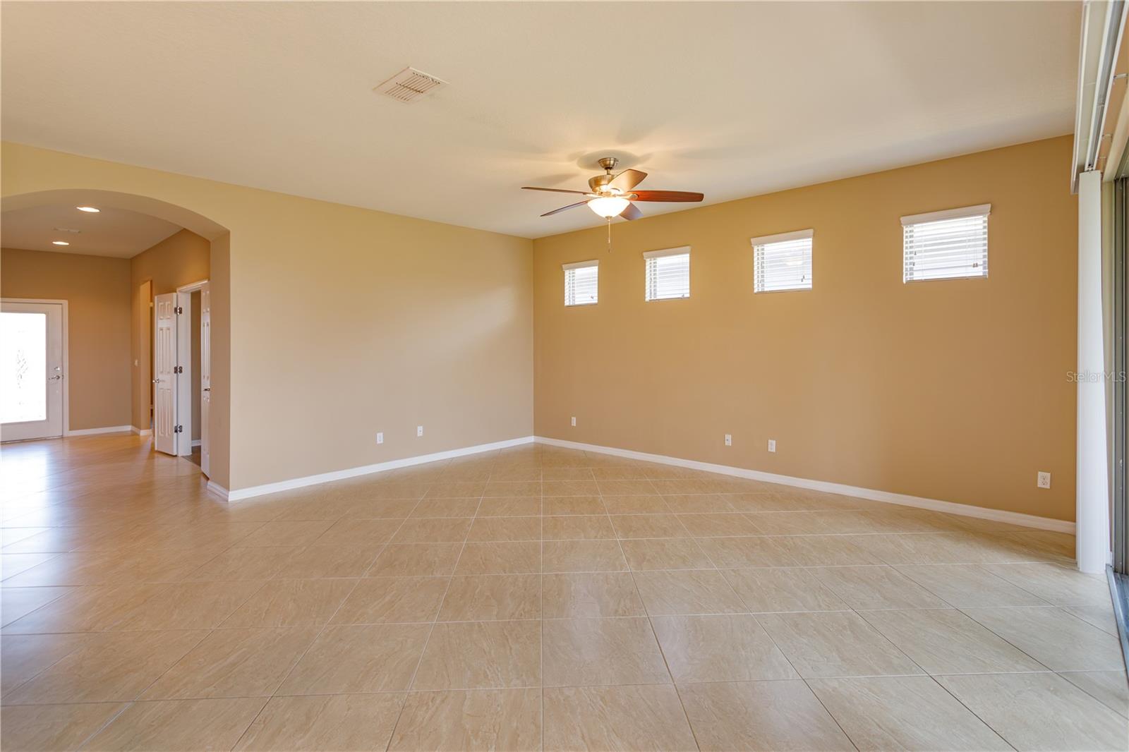 672 Cordoba Dr Property Photo 10