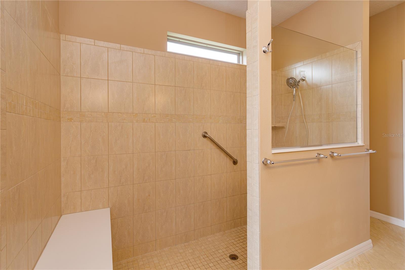 672 Cordoba Dr Property Photo 14