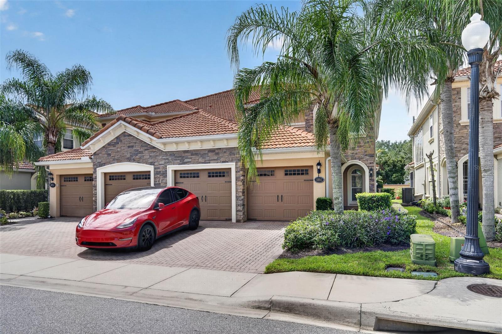 8880 Della Scala Cir Property Photo 3