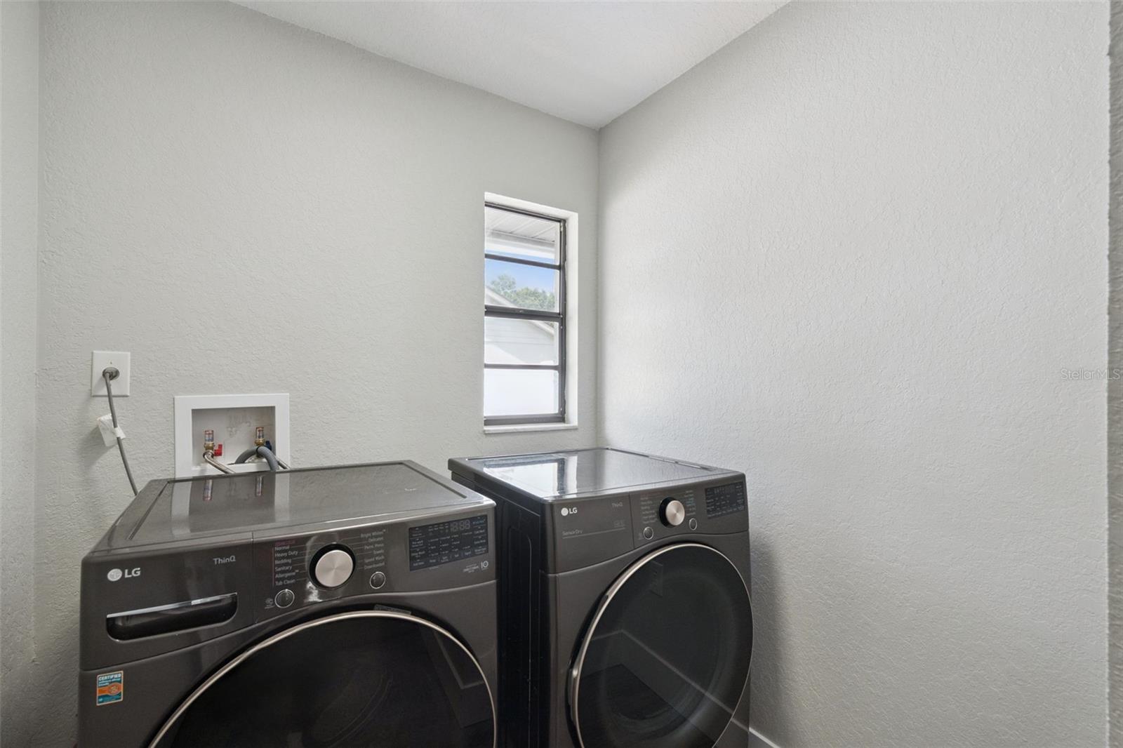 5905 Cedar Pine Dr Property Photo 21