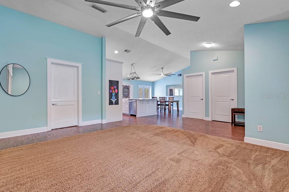 5125 Sun Palm Dr Property Photo 11