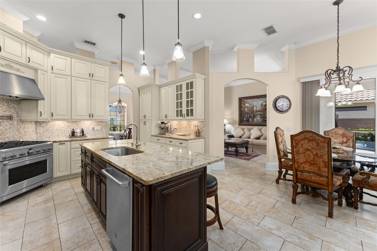 5119 Keeneland Cir Property Photo 10