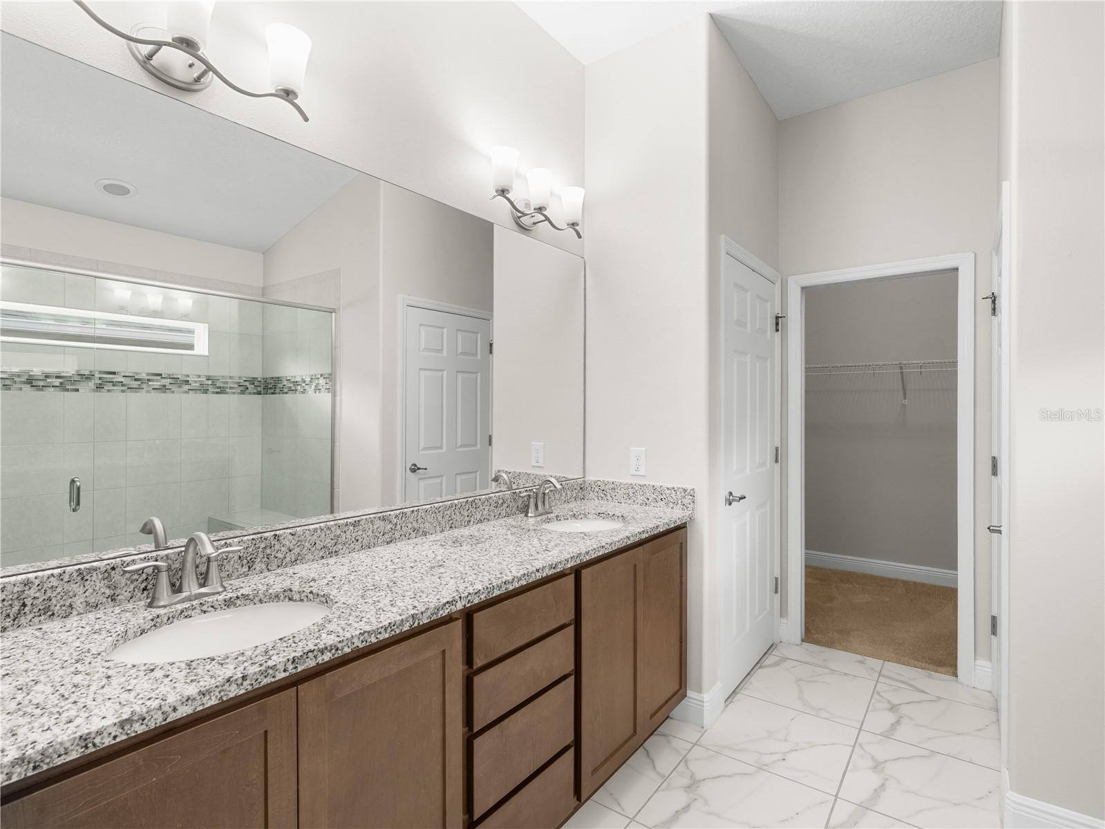 4212 Ruthann Cir Property Photo 13