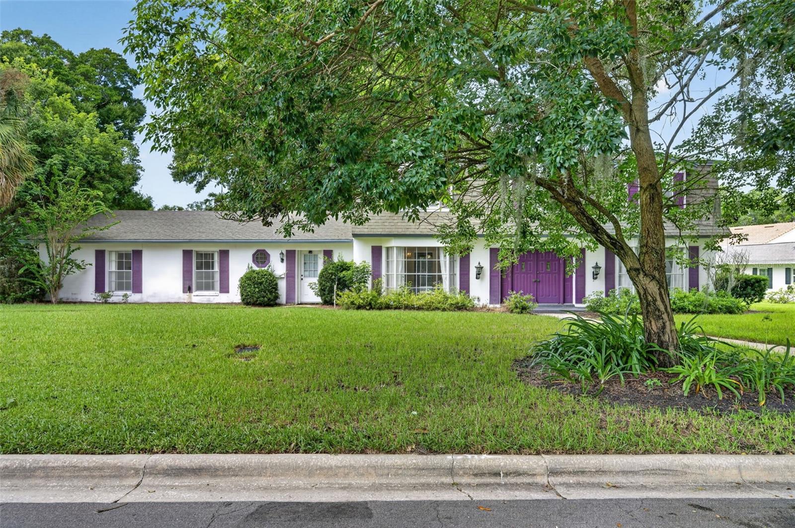60 Oakleigh Ln Property Photo 1