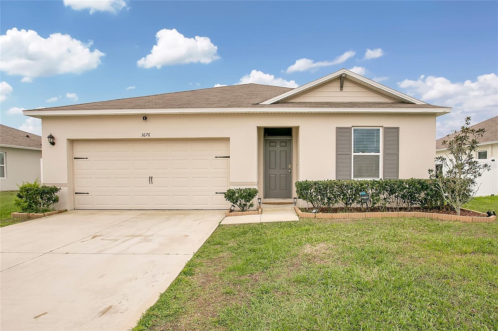 3676 Scarlet Oak Dr Property Photo 1