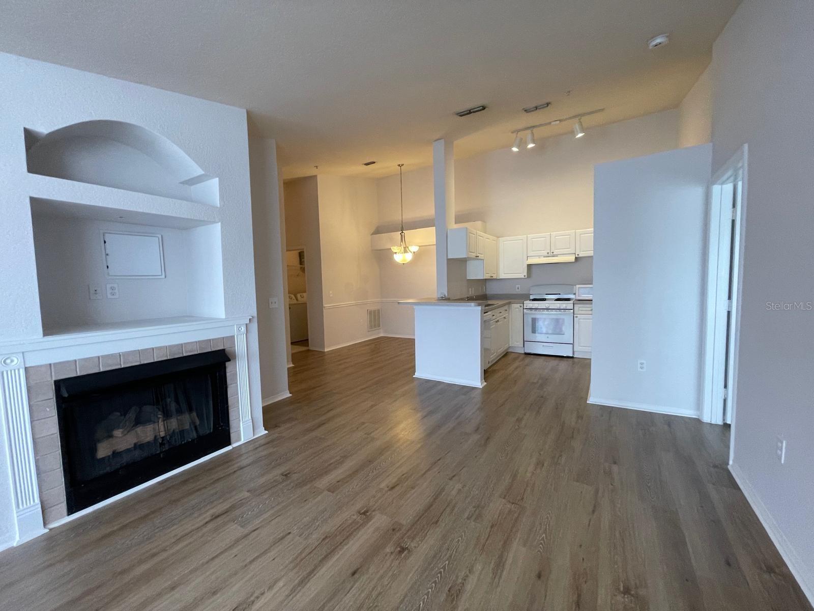 3379 S Kirkman Rd #1032 Property Photo 6