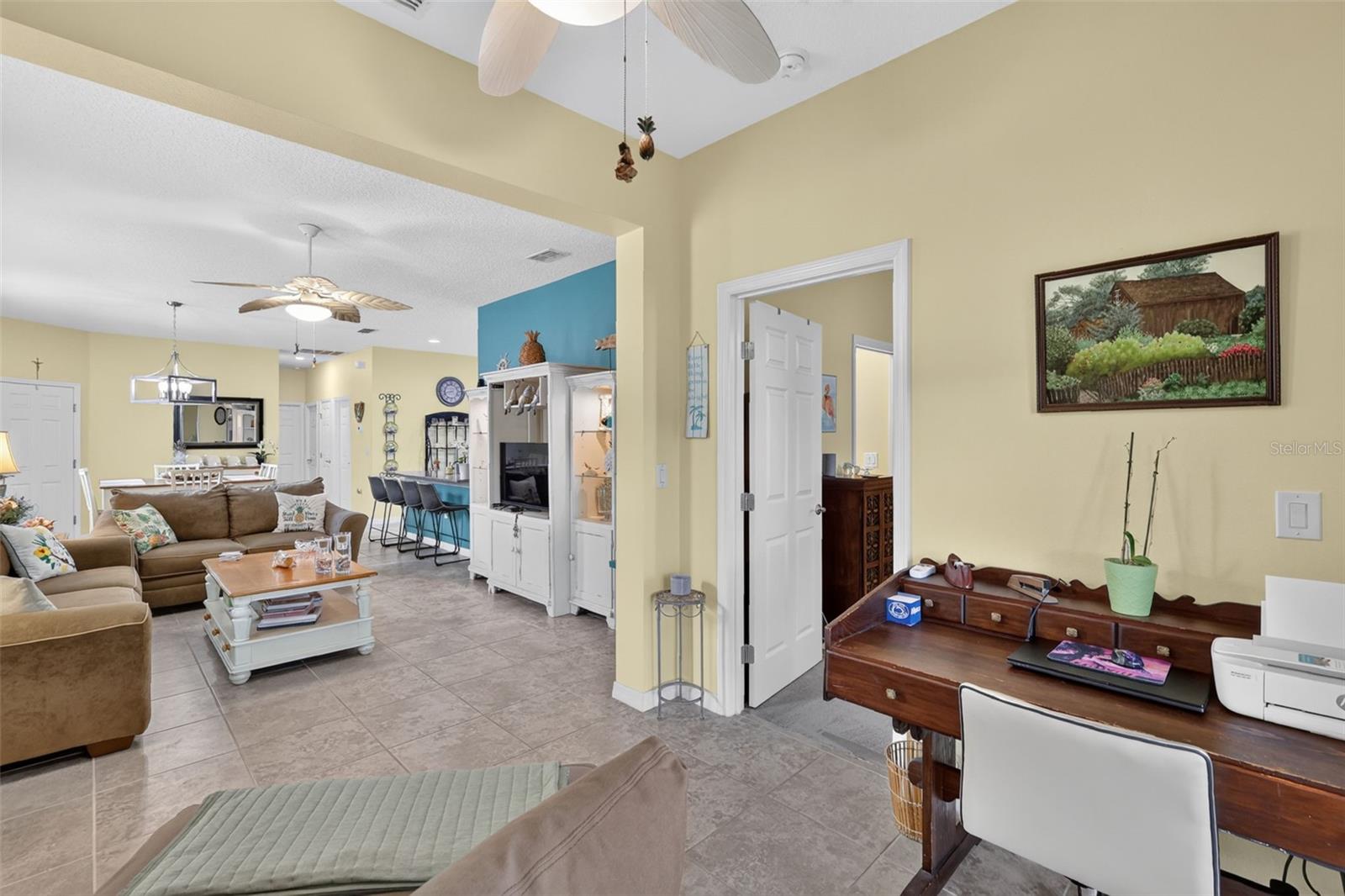 26951 White Plains Way Property Photo 16