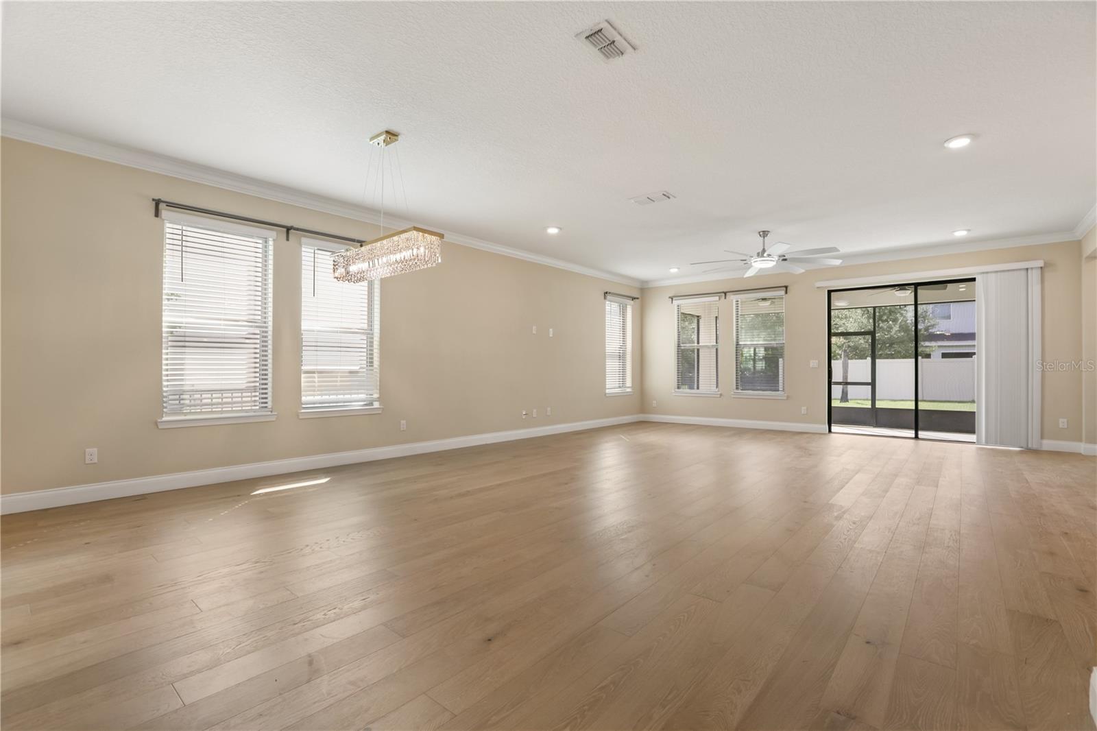 8224 Procida Isle Ln Property Photo 10