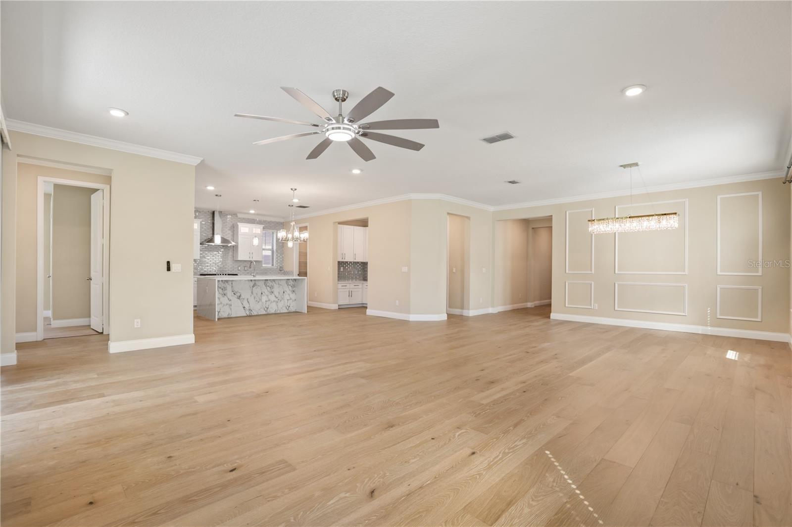 8224 Procida Isle Ln Property Photo 14