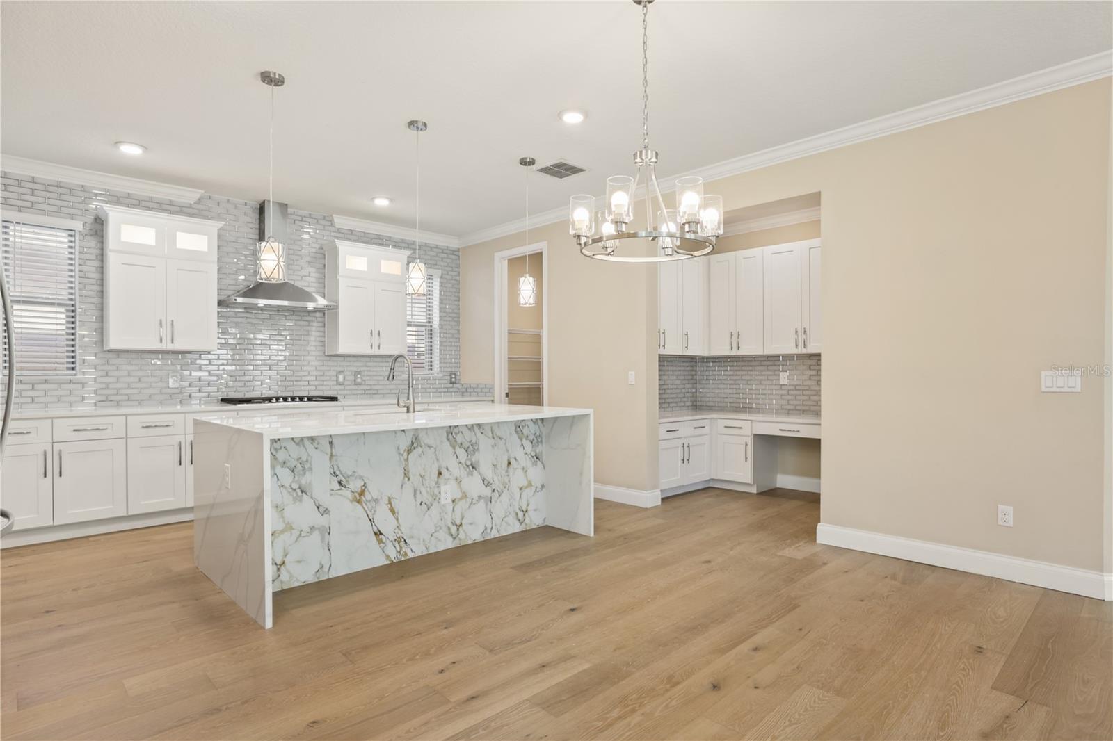 8224 Procida Isle Ln Property Photo 21