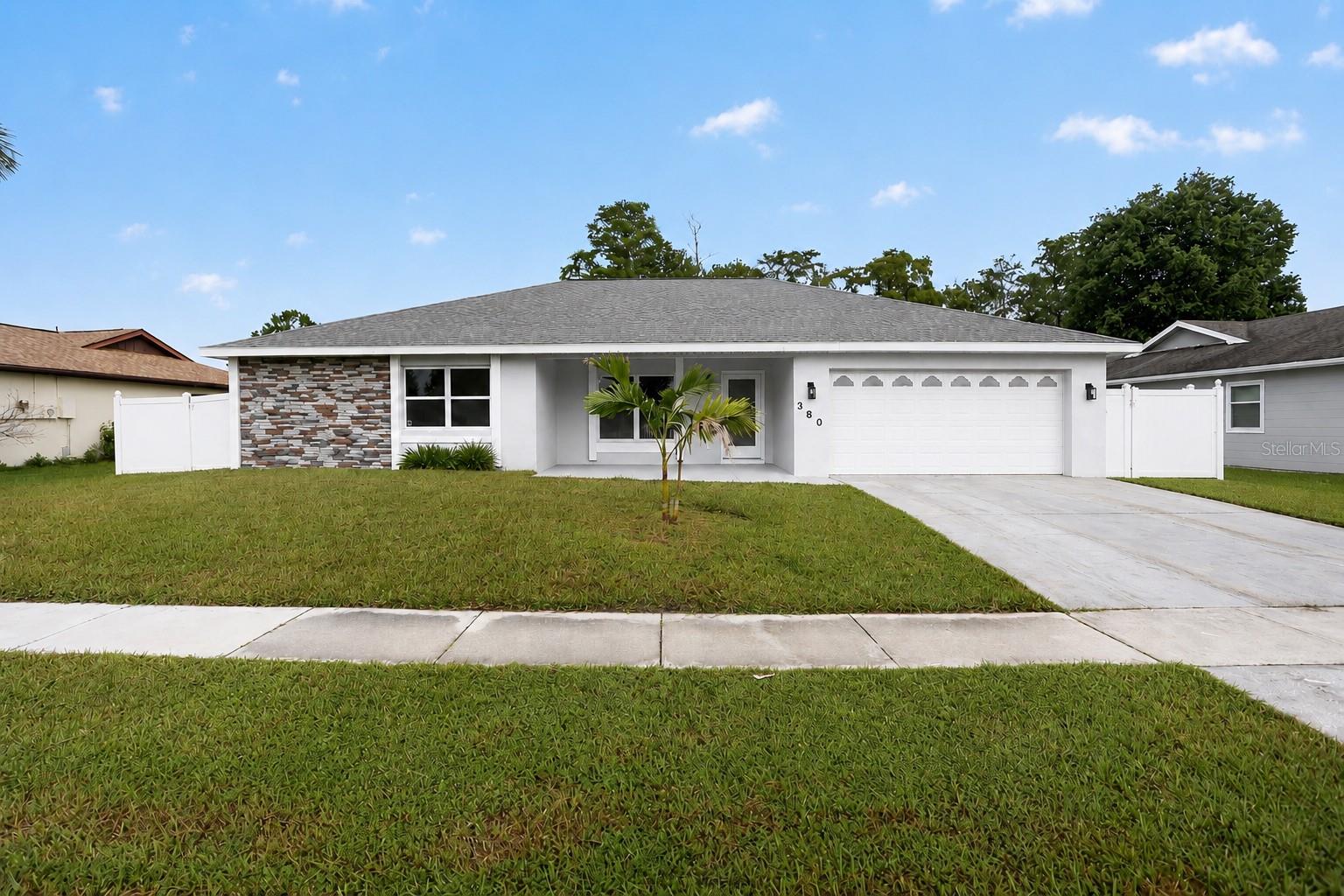380 Buttonwood Dr Property Photo 1