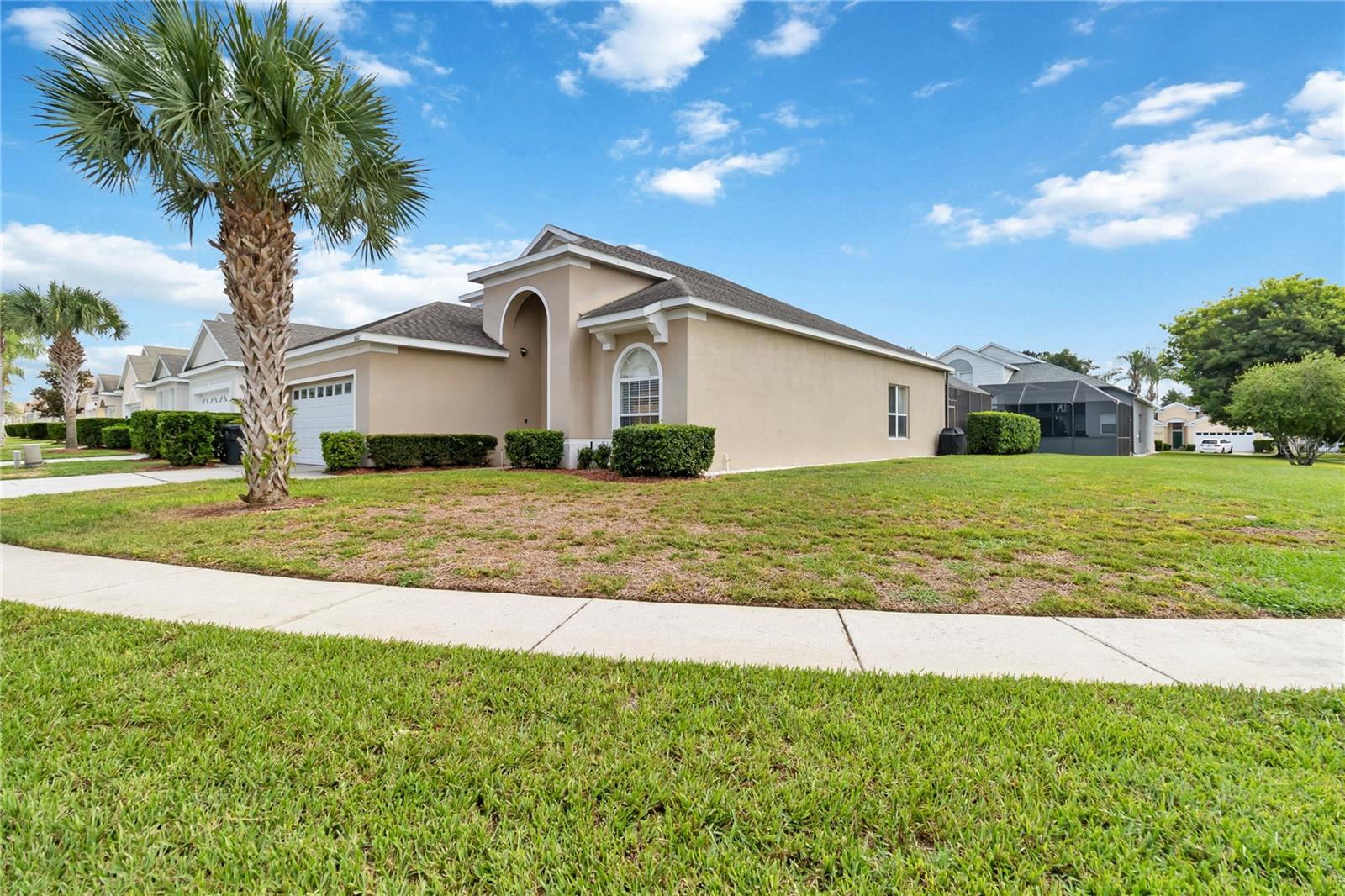 O6435224 Property Photo 3