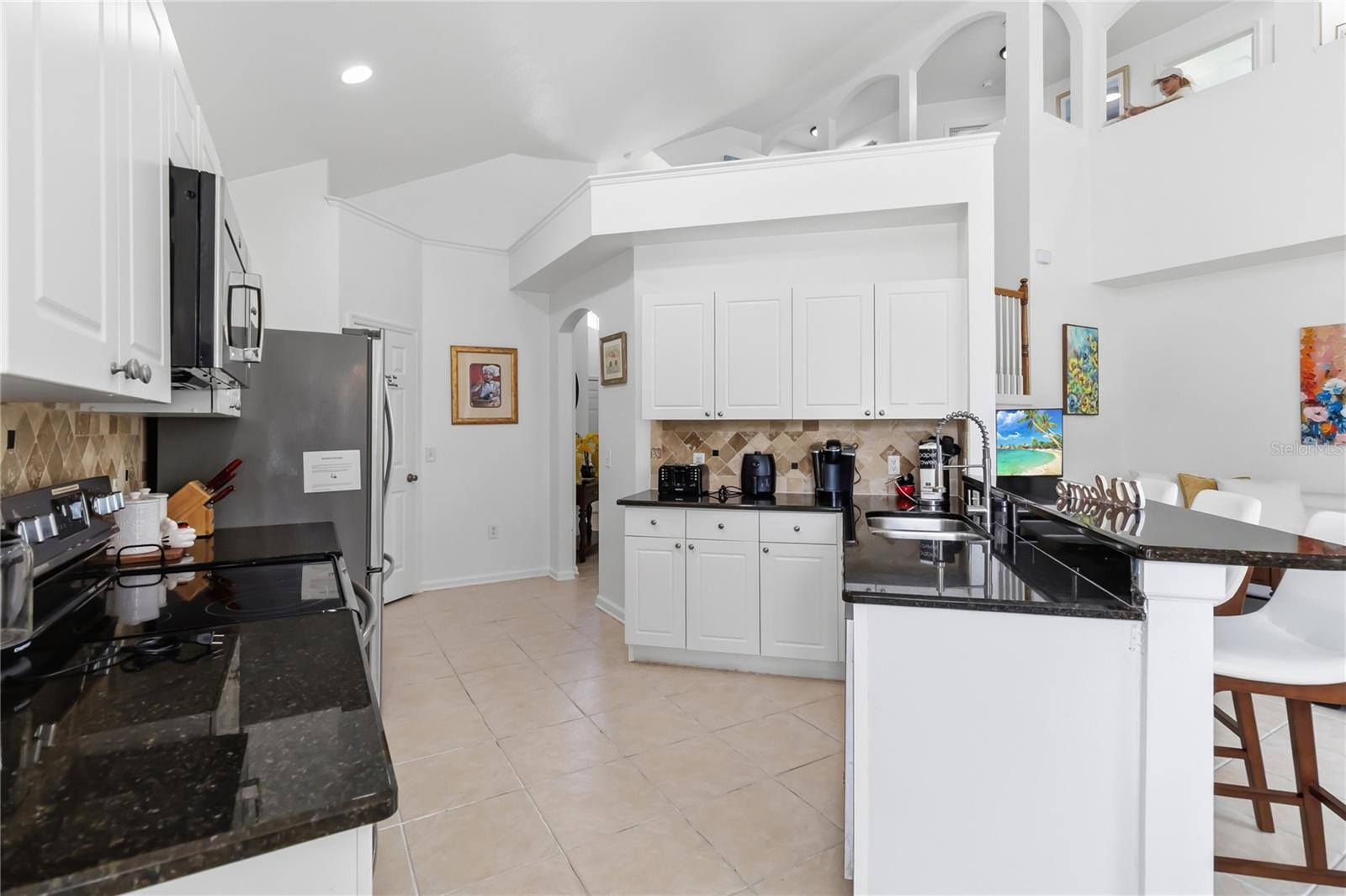 O6435224 Property Photo 8