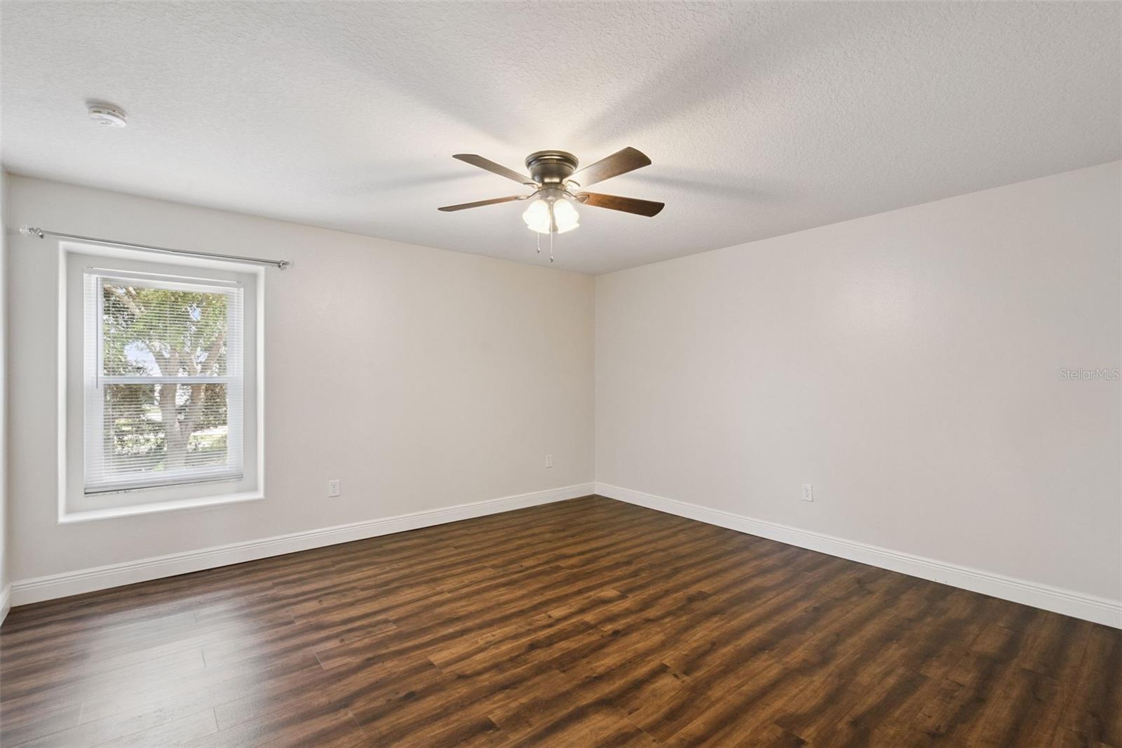 10107 Malpas Pt Property Photo 26