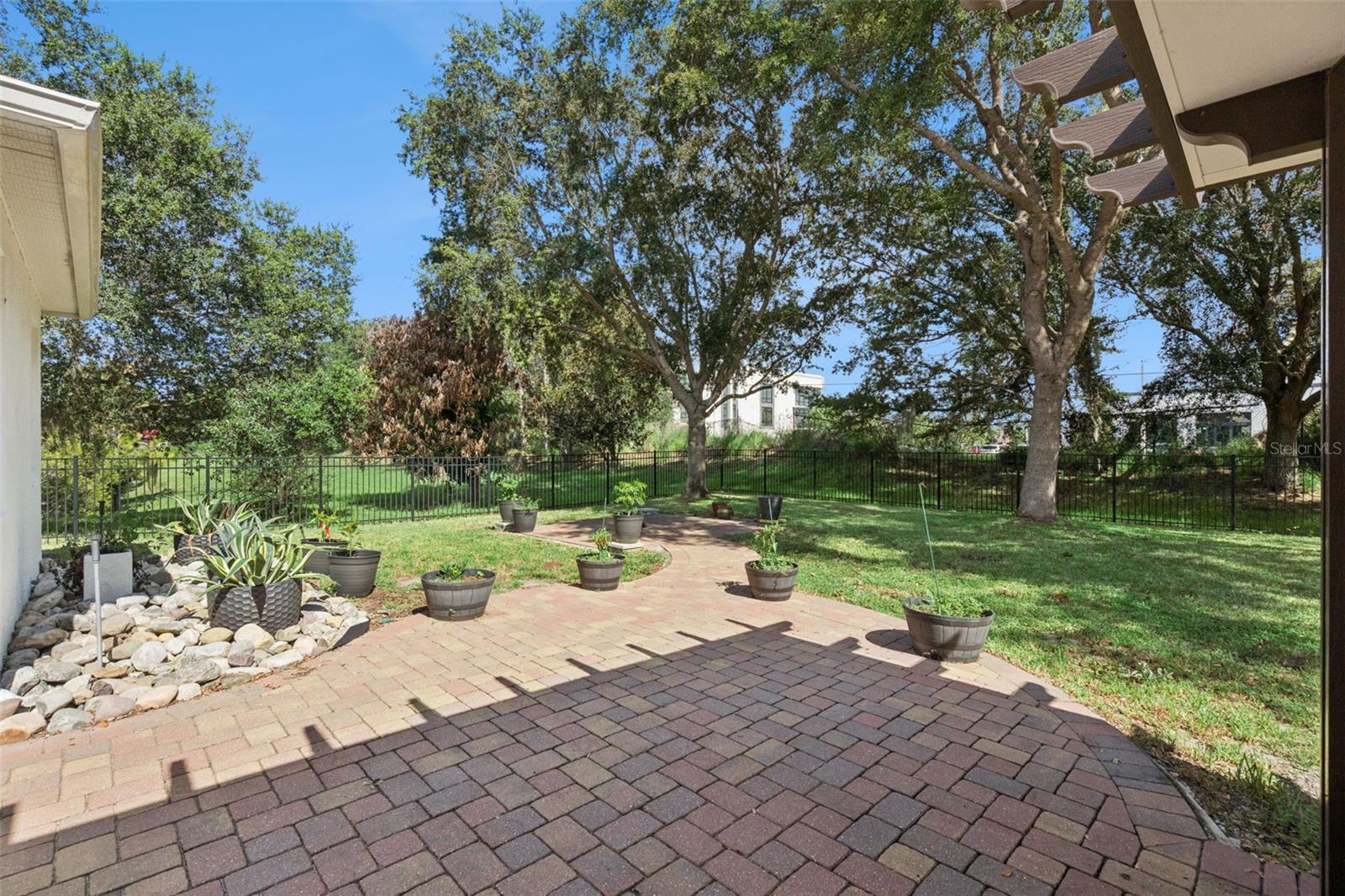 10107 Malpas Pt Property Photo 34