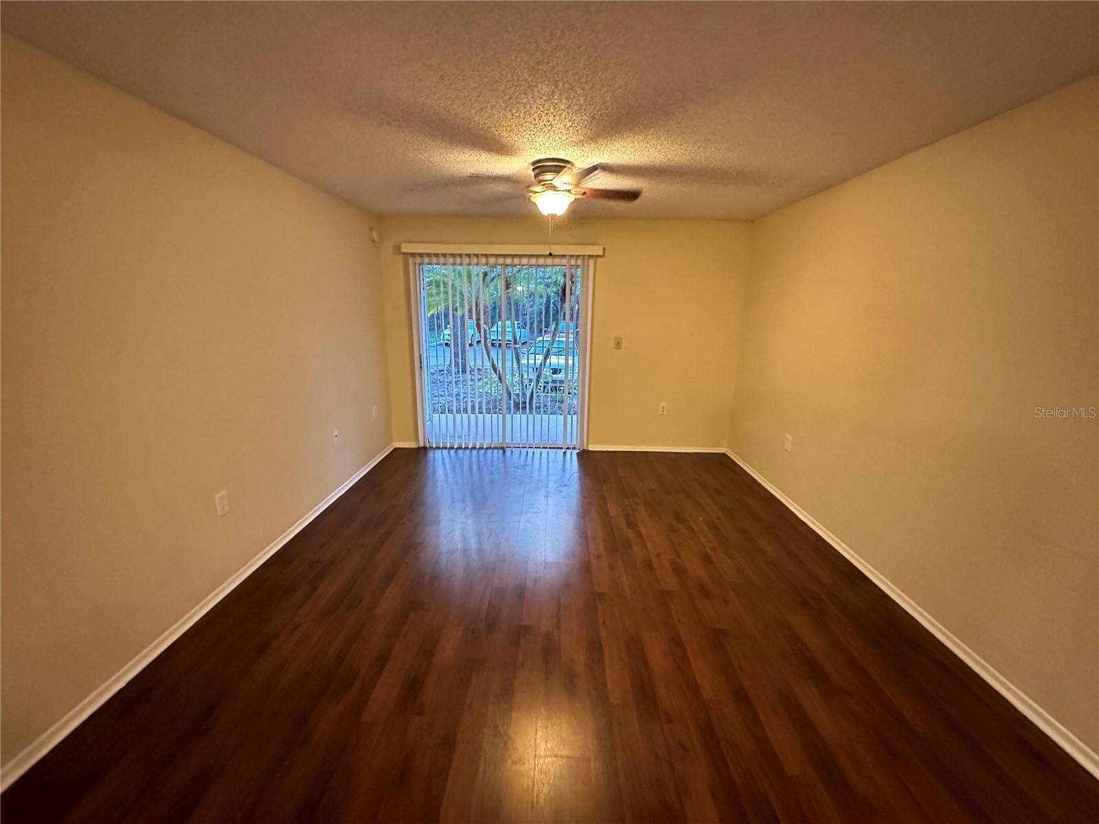 1940 Lake Atriums Cir #89 Property Photo 4