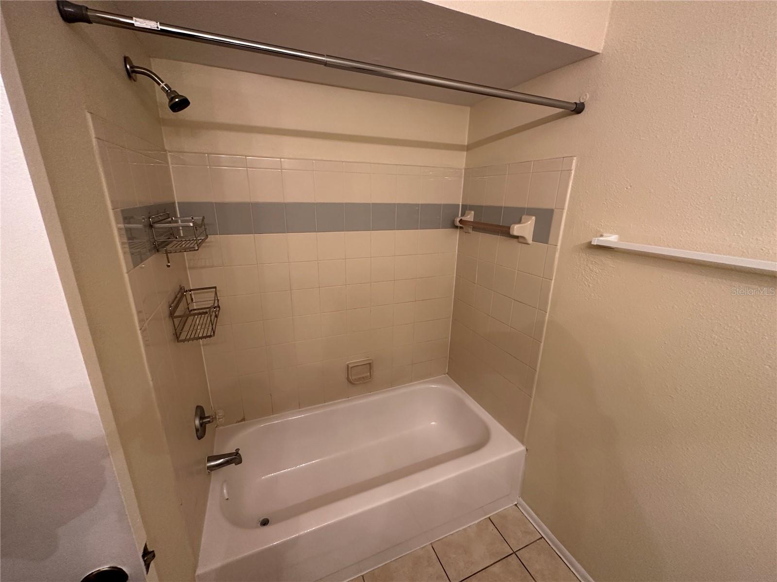 1940 Lake Atriums Cir #89 Property Photo 13