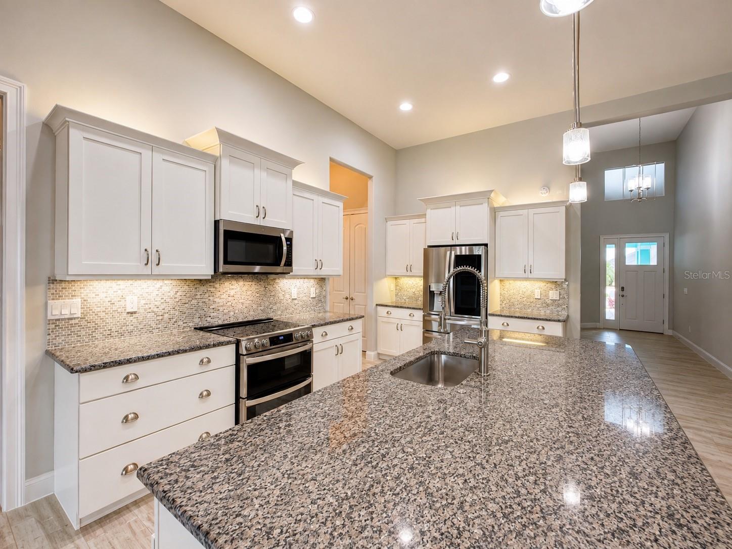 2931 Bella Flore Ter Property Photo 12