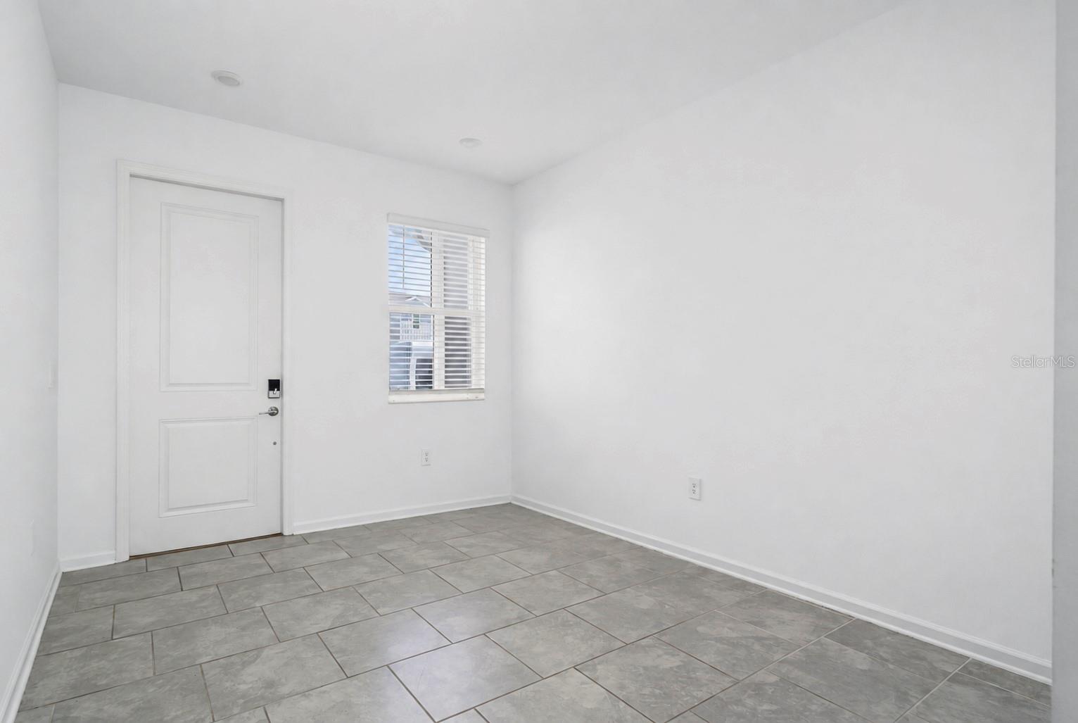 7424 Stone Creek Trl Property Photo 5