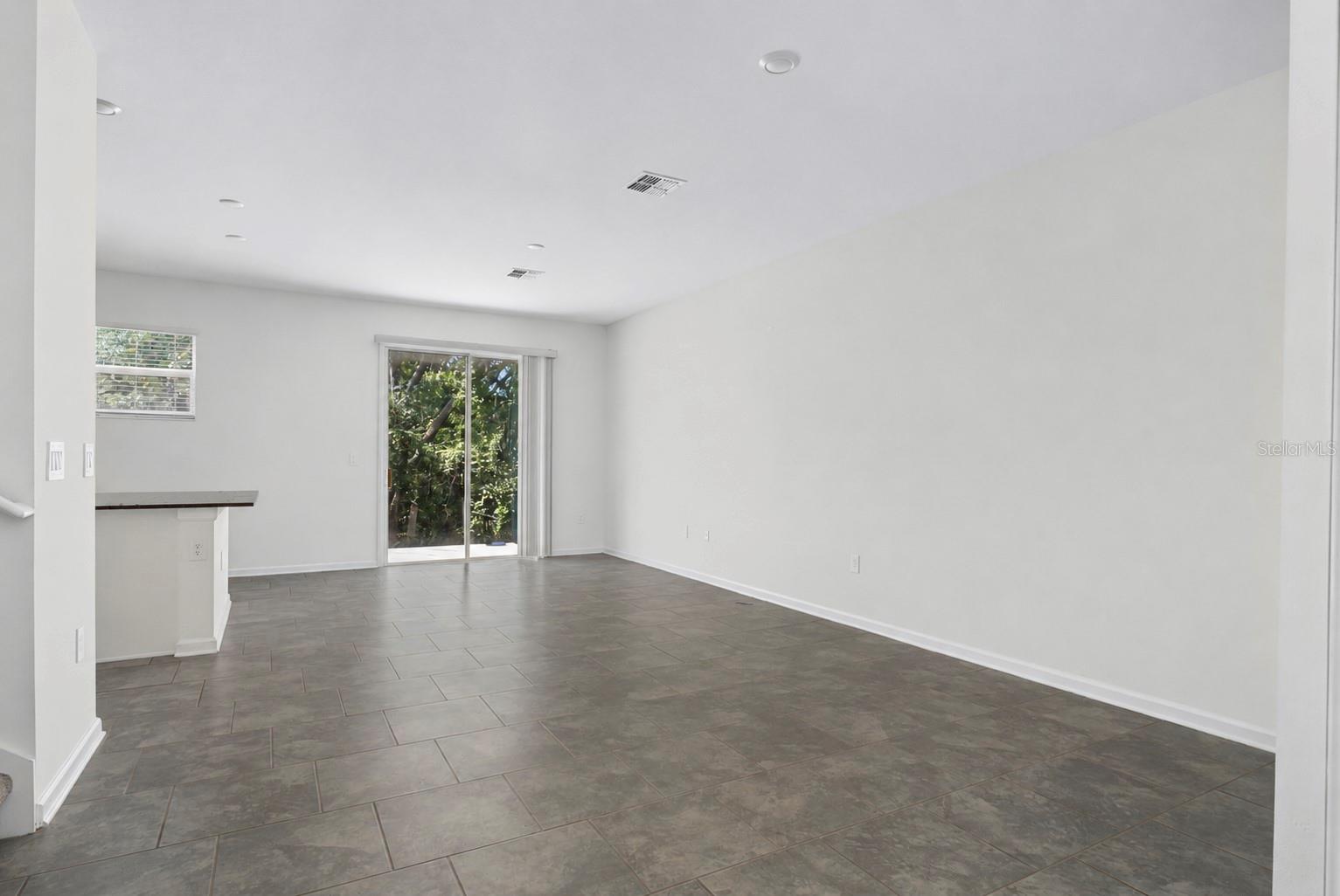 7424 Stone Creek Trl Property Photo 9