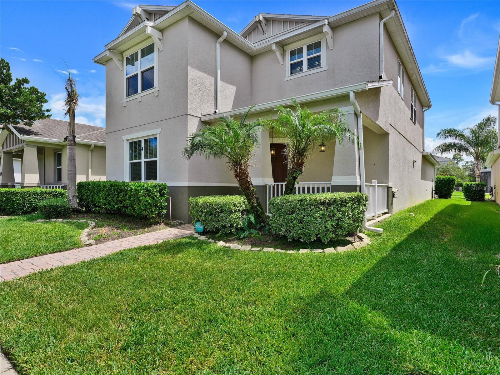 14373 Breda Center Loop Property Photo 1