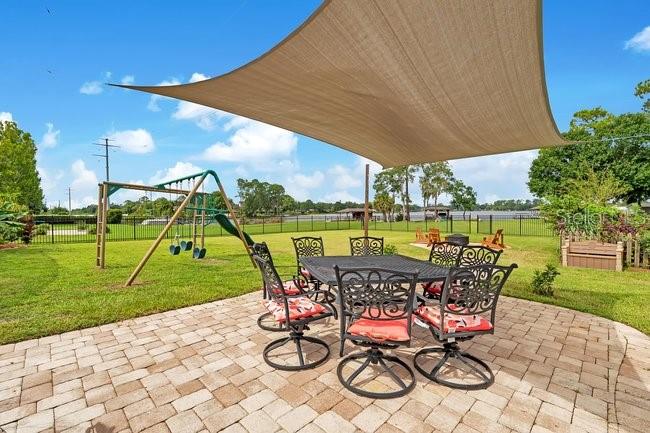 4512 Bridgewater Dr Property Photo 30