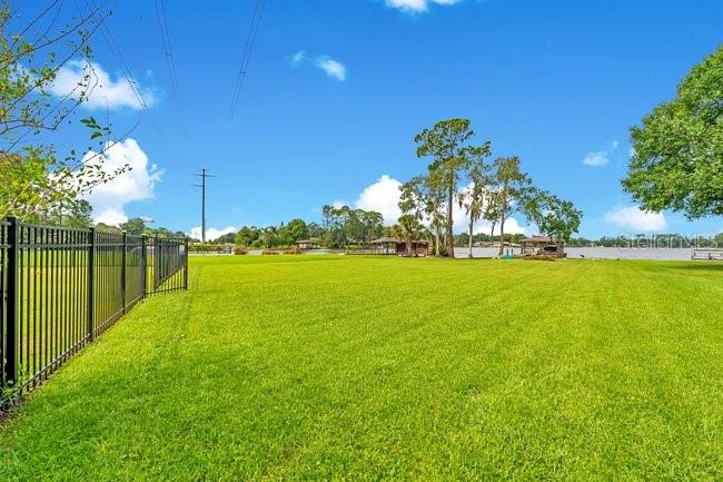 4512 Bridgewater Dr Property Photo 31