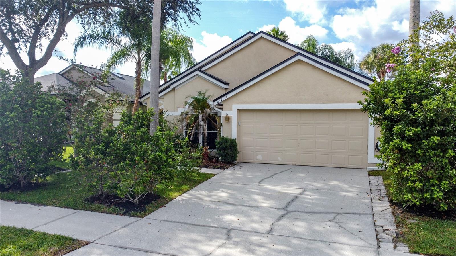 1047 Kelly Creek Cir Property Photo 3