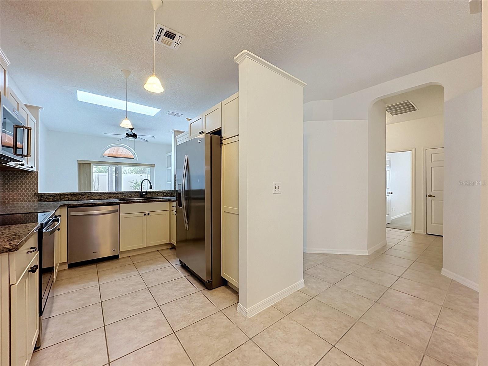 1047 Kelly Creek Cir Property Photo 9