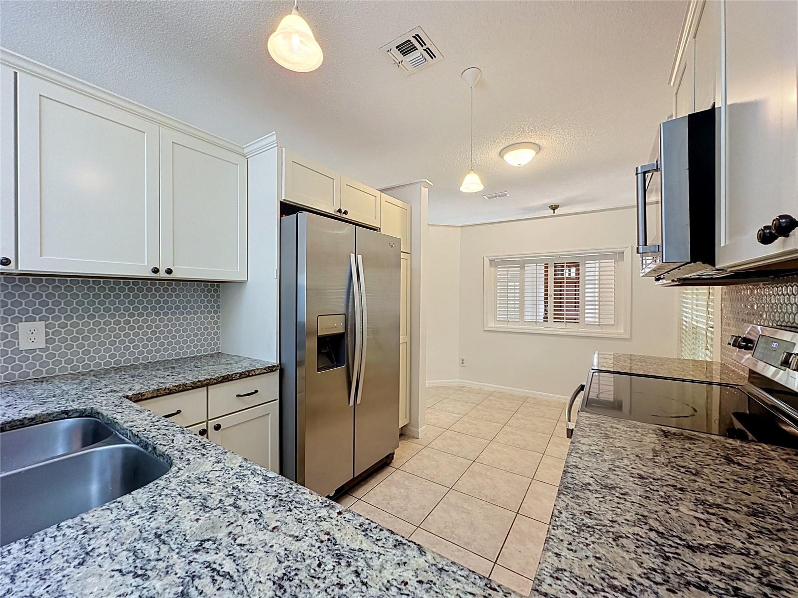 1047 Kelly Creek Cir Property Photo 12