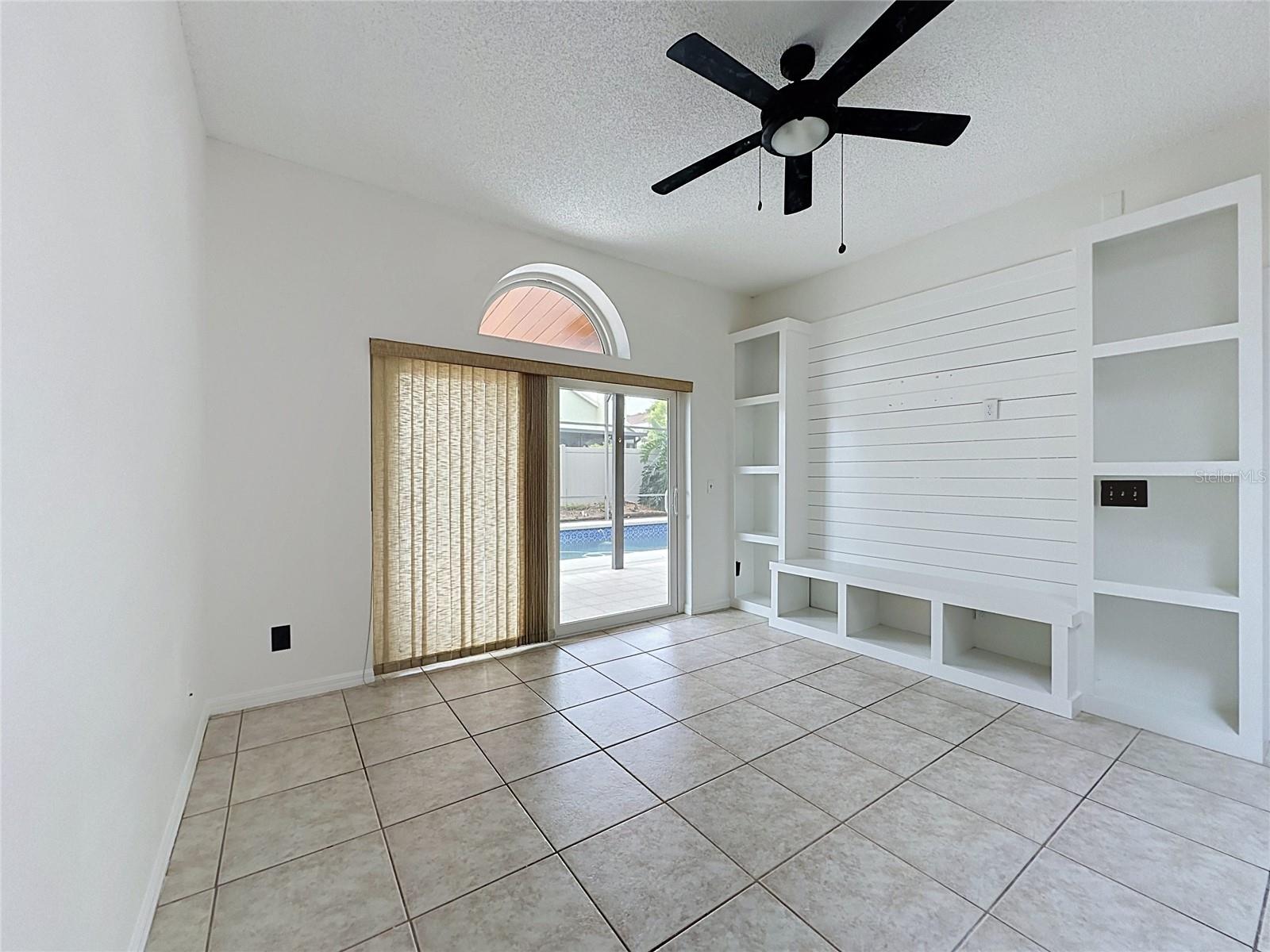 1047 Kelly Creek Cir Property Photo 15