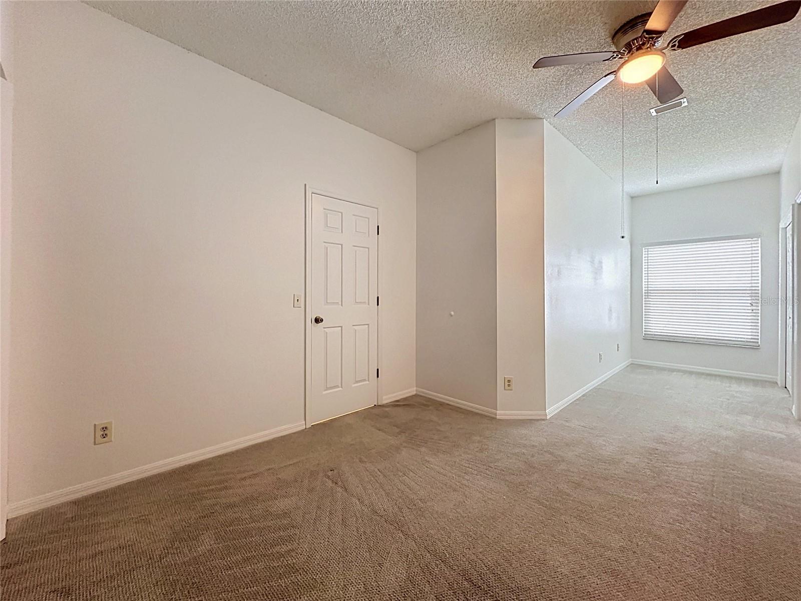 1047 Kelly Creek Cir Property Photo 37
